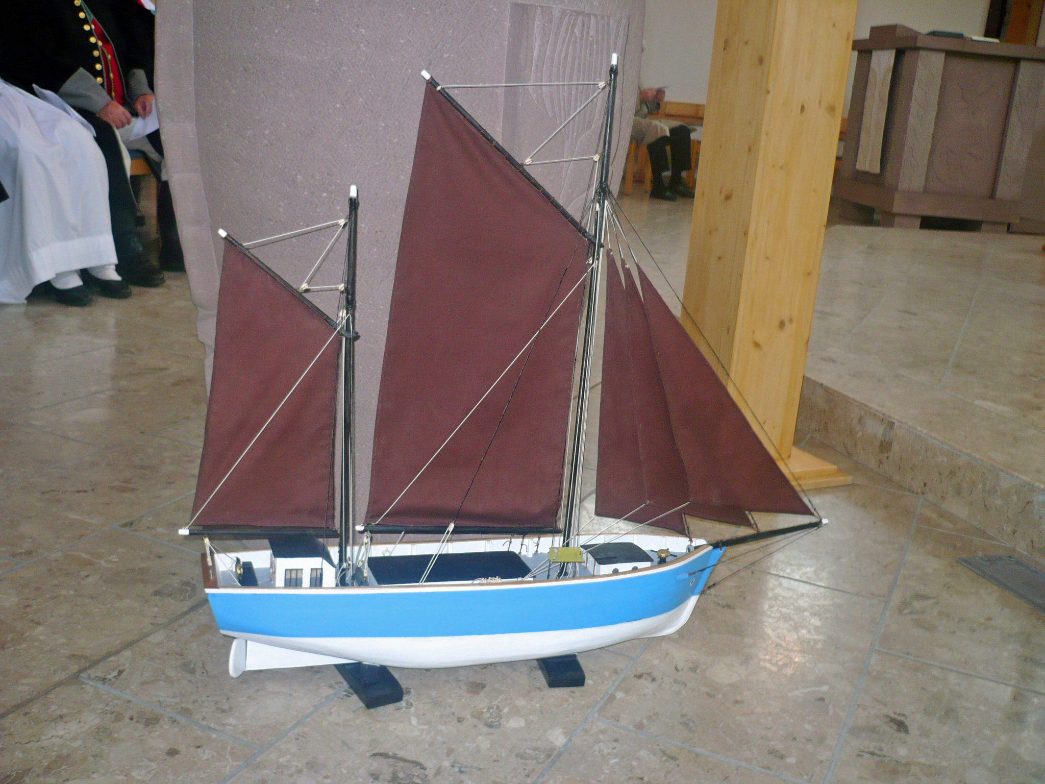 Votivschiff für die Versöhnungskirche